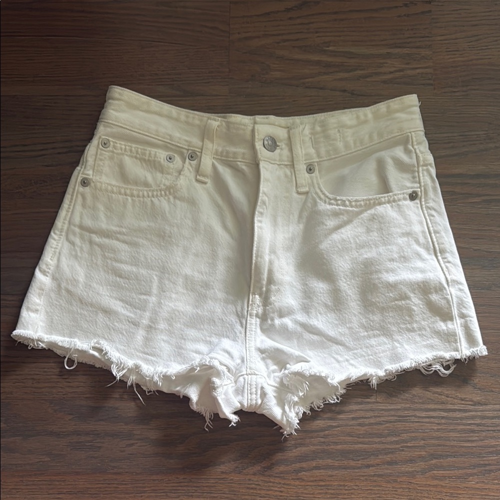 Madewell Relaxed Fit Jean Shorts in Tile White